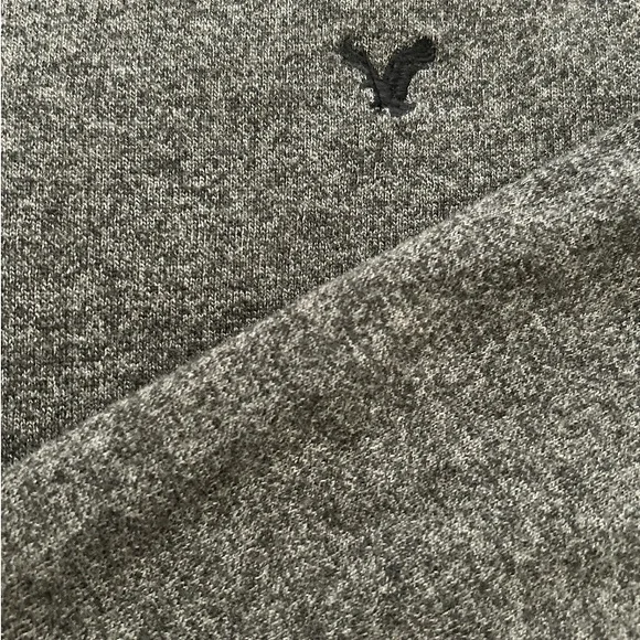 American Eagle Sweater Seriously Soft V-Neck Gray Men's XLT - Picture 4 of 5